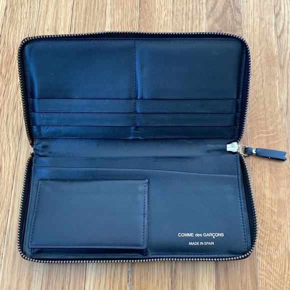 Comme des Garcons Polka Dots Printed Wallet - Picture 5 of 7